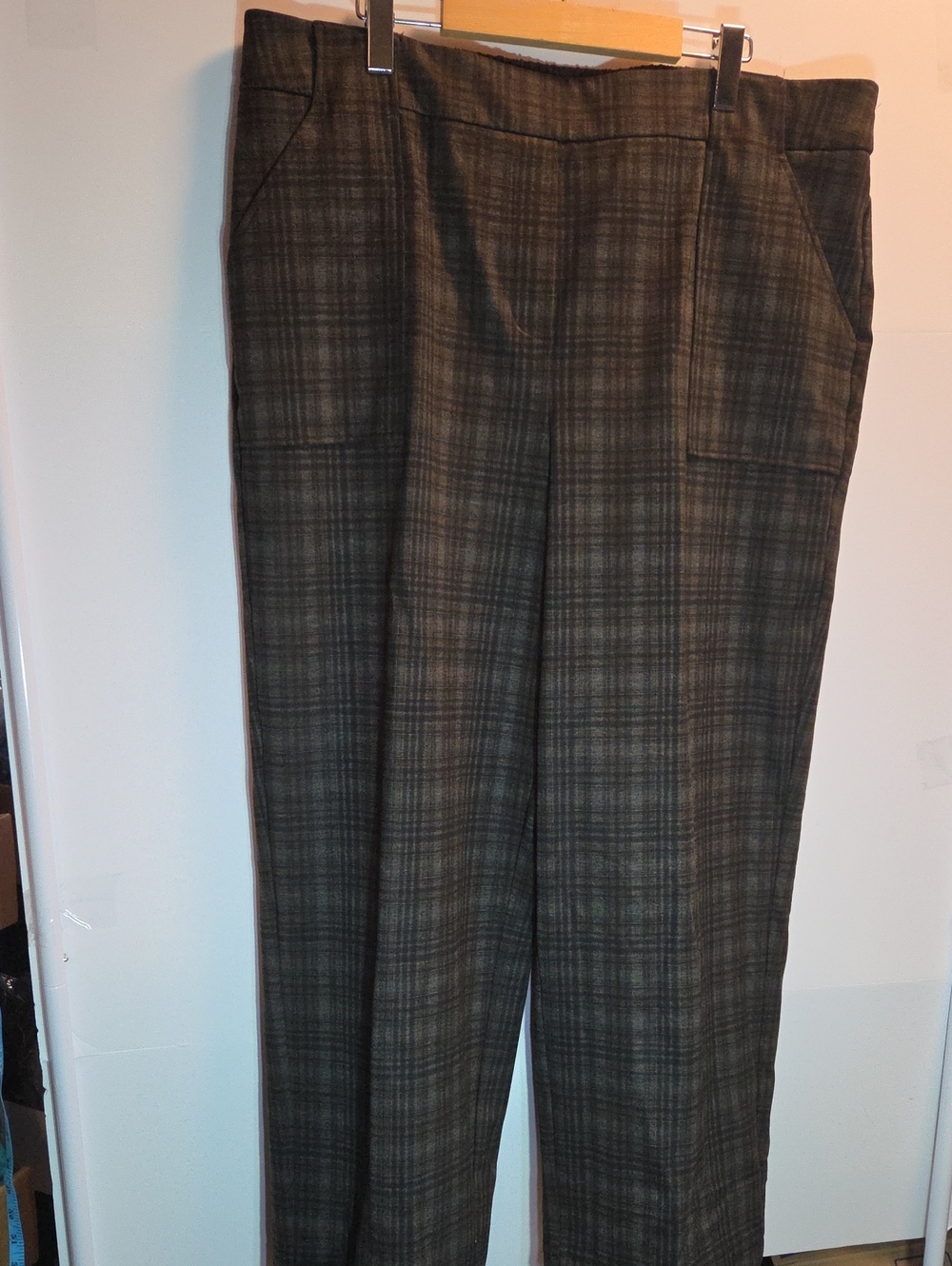 Penningtons Olive Gray Plaid Straight Leg Pants